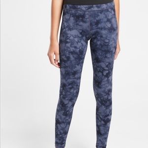 Athleta rip tide/navy 7/8 leggings